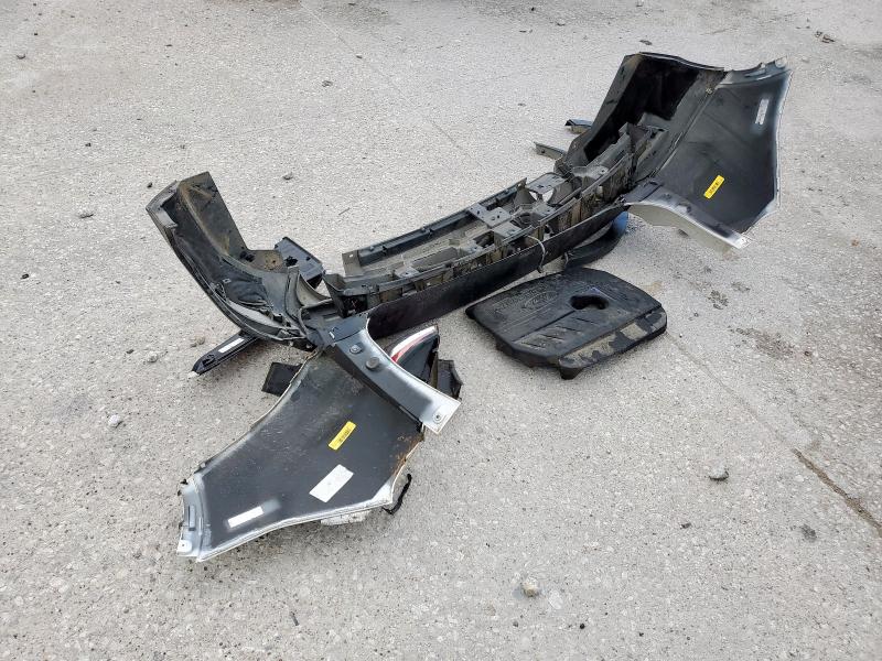 1FMCU0JD1HUC95032 - 2017 FORD ESCAPE TITANIUM Weiß Foto 13