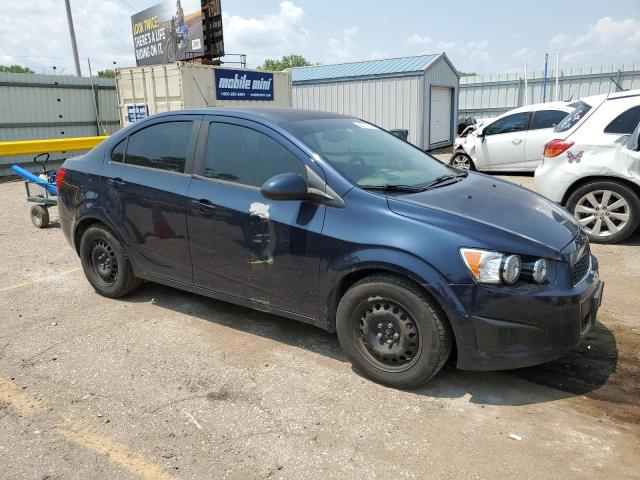 1G1JA5SH7F4165359 - 2015 CHEVROLET SONIC LS BLACK photo 4