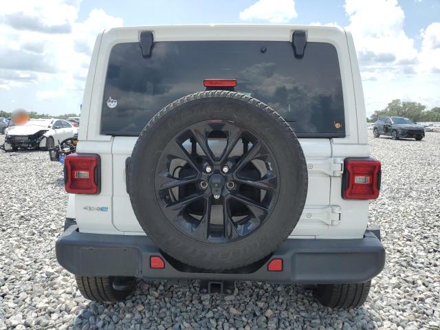 1C4JJXP67MW839456 - 2021 JEEP WRANGLER U SAHARA 4XE WHITE photo 6