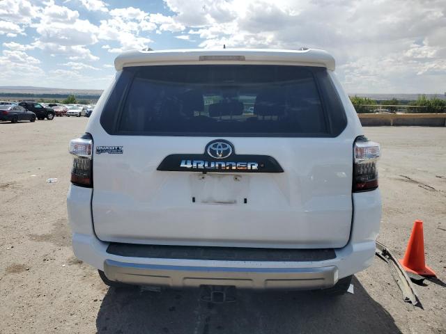 JTEBU5JR9K5677346 - 2019 TOYOTA 4RUNNER SR5/SR5 PREMIUM WHITE photo 6