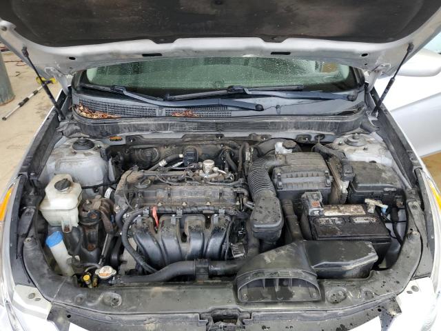 5NPEB4AC4EH870876 - 2014 HYUNDAI SONATA GLS SILVER photo 11