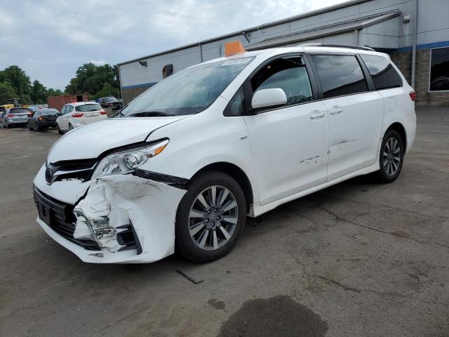 2020 TOYOTA SIENNA LE, 