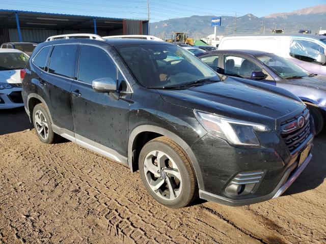 JF2SKARC6NH473658 - 2022 SUBARU FORESTER TOURING 黑色 照片 4