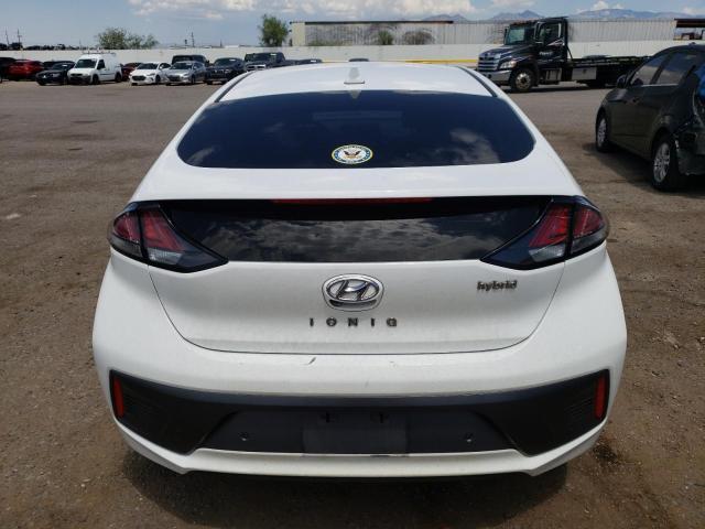 KMHC05LC6LU232496 - 2020 HYUNDAI IONIQ LIMITED WHITE photo 6