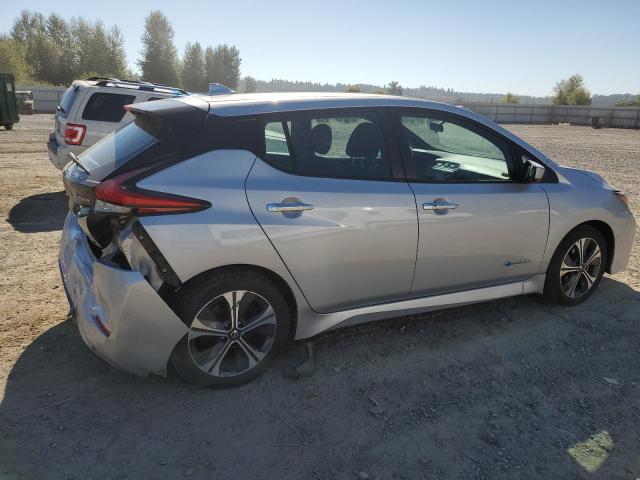 1N4AZ1CP7JC301122 - 2018 NISSAN LEAF S SILVER photo 3