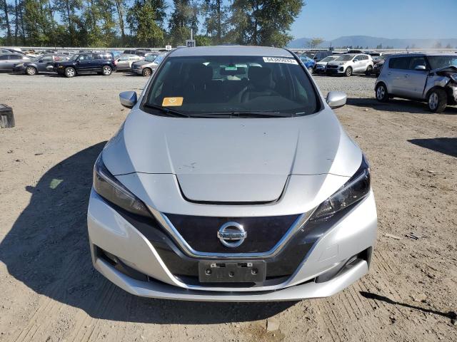 1N4AZ1CP7JC301122 - 2018 NISSAN LEAF S SILVER photo 5