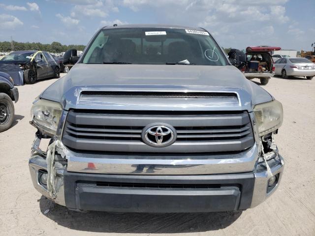 5TFRY5F15EX153047 - 2014 TOYOTA TUNDRA DOUBLE CAB SR/SR5 GRAY photo 5