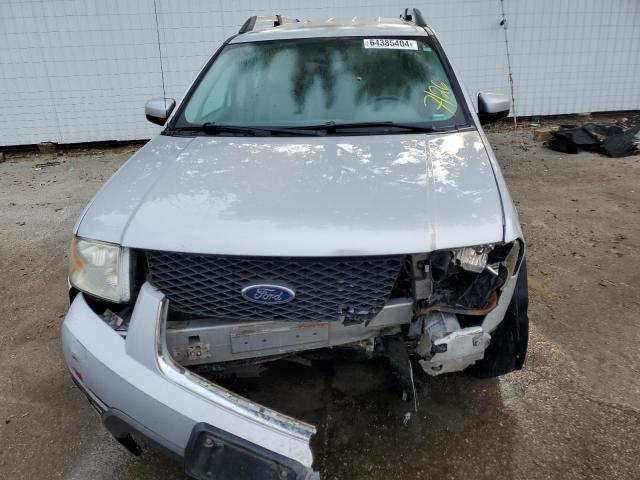 1FMDK05145GA04981 - 2005 FORD FREESTYLE SEL SILVER photo 5