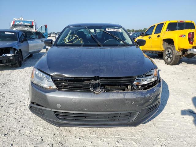 3VW2K7AJ9DM430628 - 2013 VOLKSWAGEN JETTA BASE 灰色 照片 5