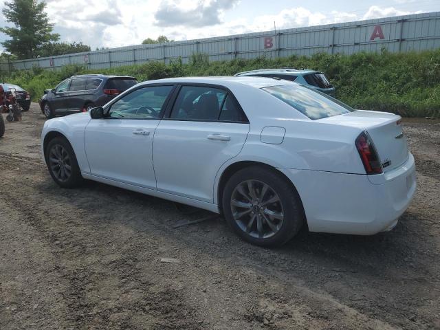 2C3CCAGG9EH337349 - 2014 CHRYSLER 300 S WHITE photo 2