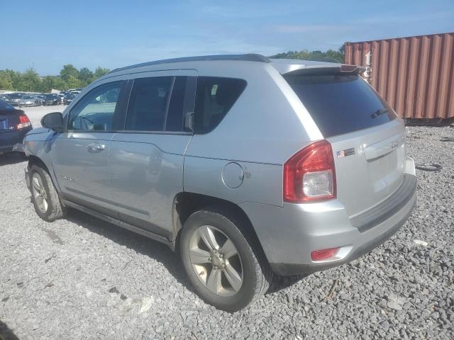 1C4NJCBA1CD565588 - 2012 JEEP COMPASS SPORT 银色 照片 2