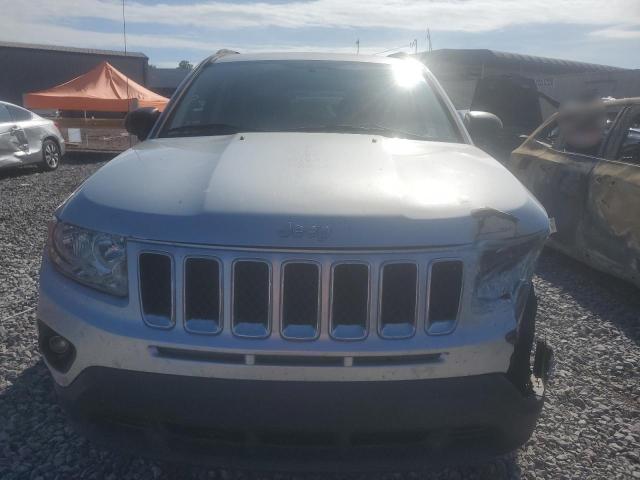 1C4NJCBA1CD565588 - 2012 JEEP COMPASS SPORT 银色 照片 5