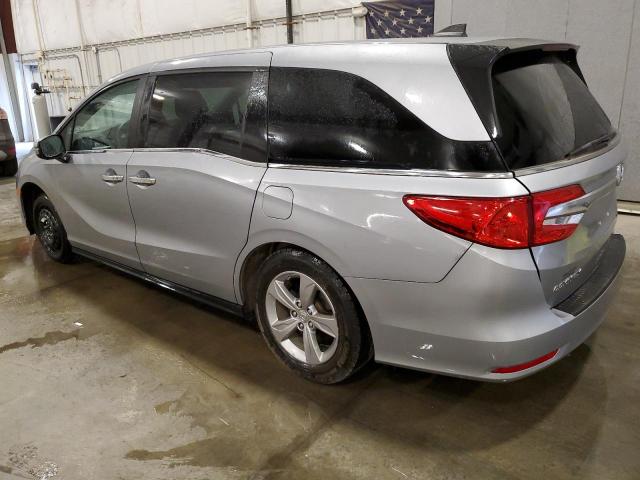 5FNRL6H52JB048524 - 2018 HONDA ODYSSEY EX SILVER photo 2