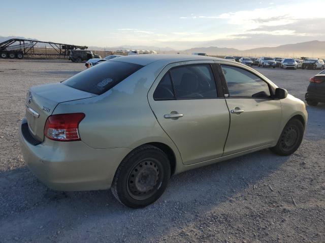 JTDBT923771046103 - 2007 TOYOTA YARIS GRAY photo 3