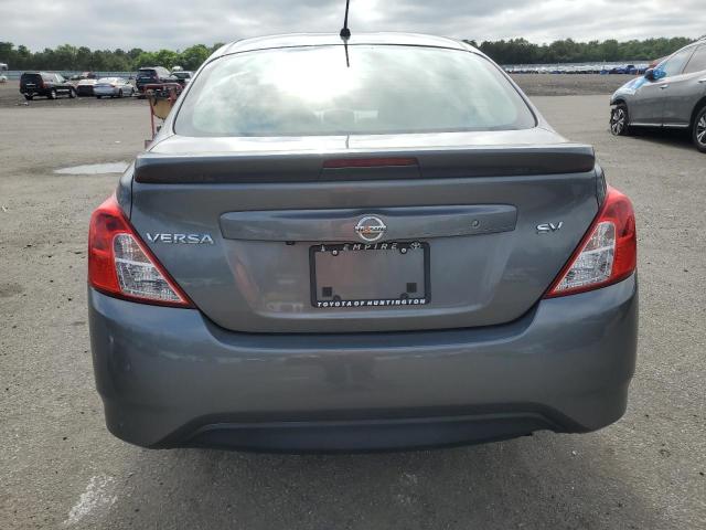 3N1CN7AP5KL875313 - 2019 NISSAN VERSA S 灰色 照片 6