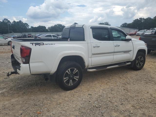 5TFAZ5CN1JX062479 - 2018 TOYOTA TACOMA DOUBLE CAB WHITE photo 3