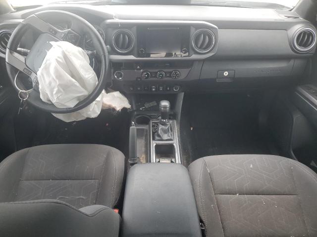 5TFAZ5CN1JX062479 - 2018 TOYOTA TACOMA DOUBLE CAB WHITE photo 8