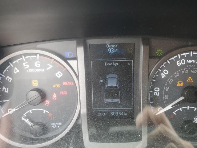 5TFAZ5CN1JX062479 - 2018 TOYOTA TACOMA DOUBLE CAB WHITE photo 9