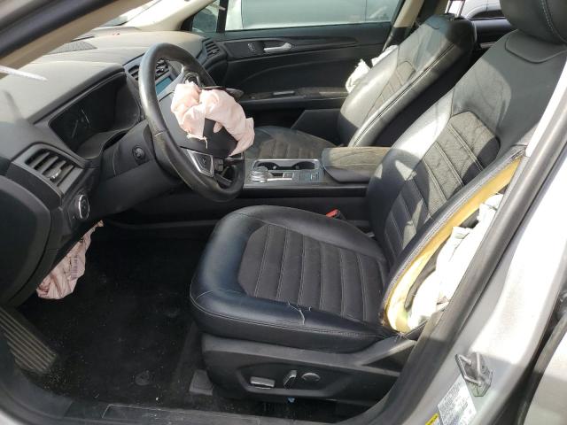 3FA6P0H77JR127357 - 2018 FORD FUSION SE 银色 照片 7