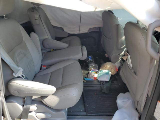 5TDYZ3DC9JS949947 - 2018 TOYOTA SIENNA XLE 灰色 照片 11