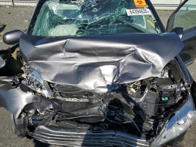 5TDYZ3DC9JS949947 - 2018 TOYOTA SIENNA XLE 灰色 照片 12