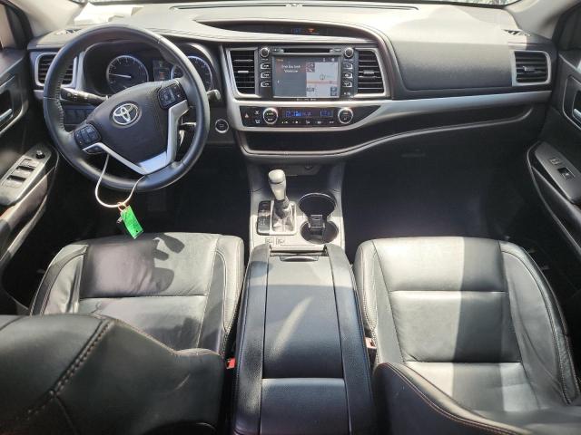 5TDKKRFH1GS163266 - 2016 TOYOTA HIGHLANDER XLE შავი ფოტო 8