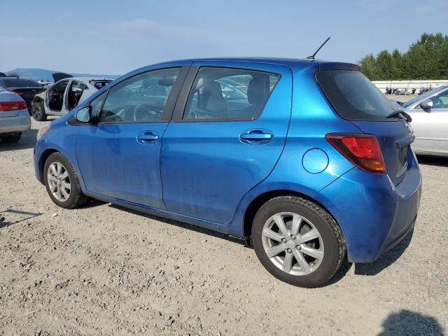 VNKKTUD39FA030006 - 2015 TOYOTA YARIS BLUE photo 2