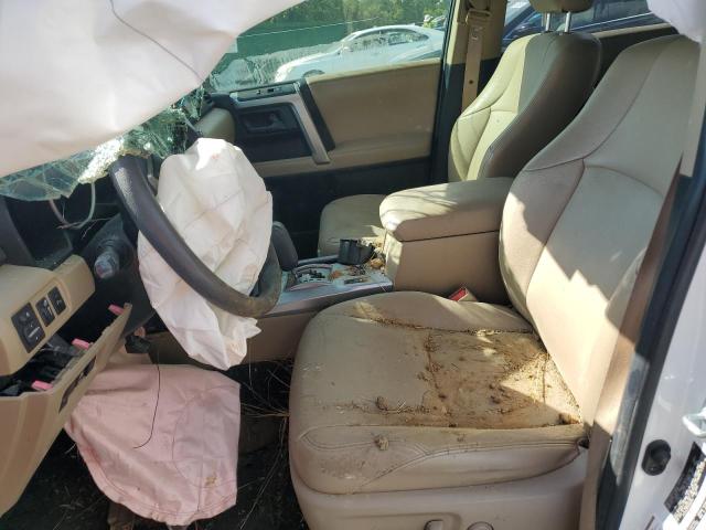 JTEZU5JR7D5058293 - 2013 TOYOTA 4RUNNER SR5 WHITE photo 7