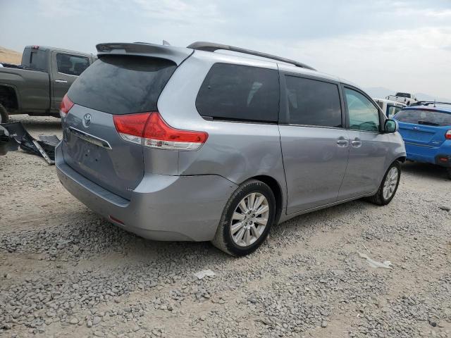 5TDYK3DC6CS203950 - 2012 TOYOTA SIENNA XLE SILVER photo 3