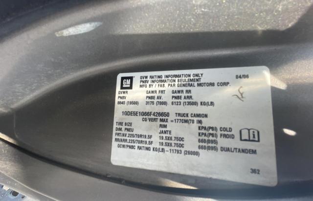 1GDE5E1G66F426650 - 2006 GMC C5500 C5E042 SILVER photo 10