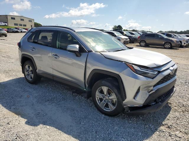 JTMMWRFV7SD282317 - 2025 TOYOTA RAV4 LE SILVER photo 4