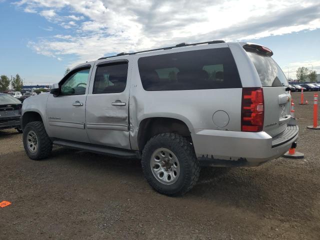 1GNSKJE35BR294142 - 2011 CHEVROLET SUBURBAN K1500 LT SILVER photo 2