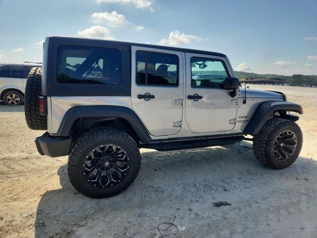 1C4BJWDG6HL636058 - 2017 JEEP WRANGLER U SPORT GRAY photo 3