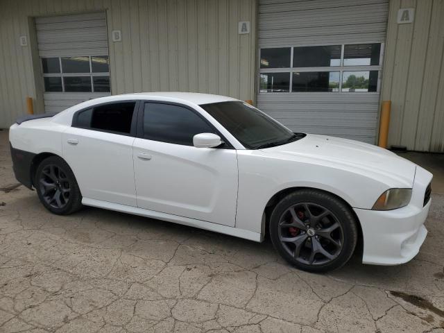 2C3CDXCT1DH707033 - 2013 DODGE CHARGER R/T WHITE photo 4