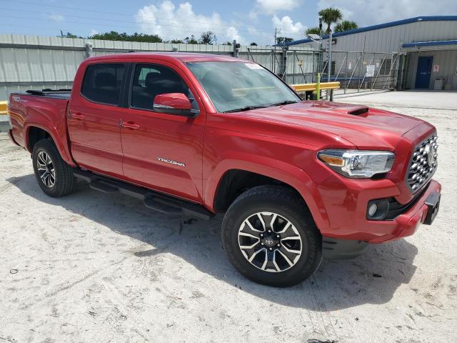 5TFAZ5CNXMX104829 - 2021 TOYOTA TACOMA DOUBLE CAB RED photo 4