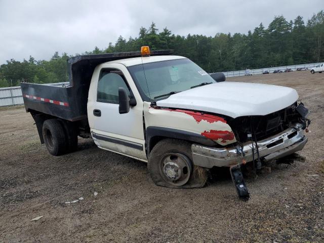 1GBJK34UX4E304477 - 2004 CHEVROLET SILVERADO K3500 WHITE photo 4