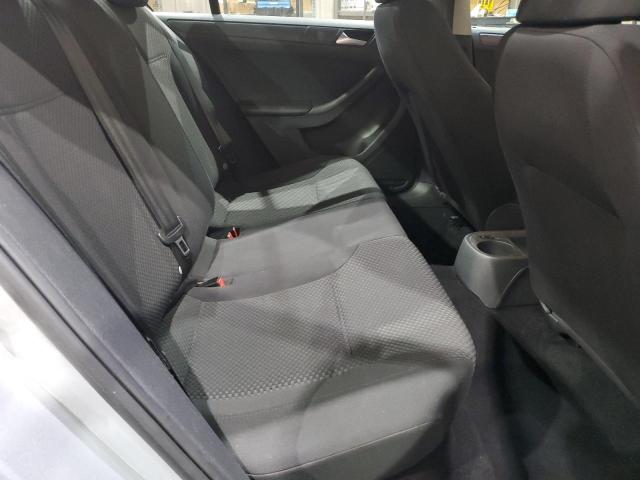 3VW2K7AJ1DM237731 - 2013 VOLKSWAGEN JETTA BASE SILVER photo 10