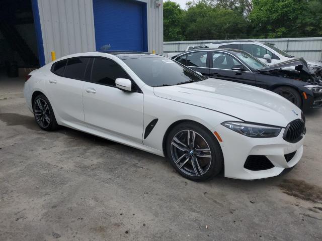 WBAGV8C06NCG91048 - 2022 BMW M850XI WHITE photo 4