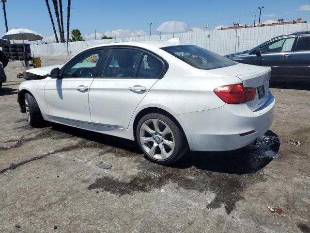 WBA3A9C50DF476013 - 2013 BMW 335 I WHITE photo 2