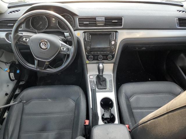 1VWLA7A39KC009001 - 2019 VOLKSWAGEN PASSAT WOLFSBURG WHITE photo 8