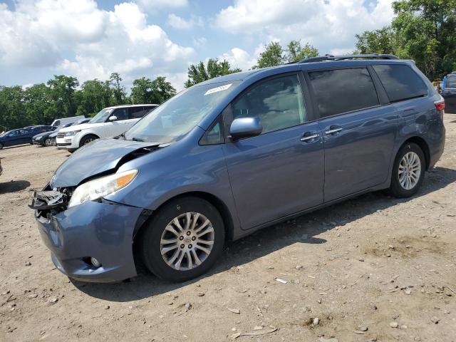 2015 TOYOTA SIENNA XLE, 