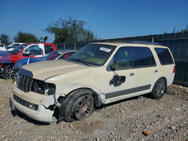 5LMFU28508LJ12942 - 2008 LINCOLN NAVIGATOR WHITE photo 1