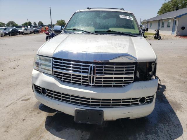 5LMFU28508LJ12942 - 2008 LINCOLN NAVIGATOR WHITE photo 5