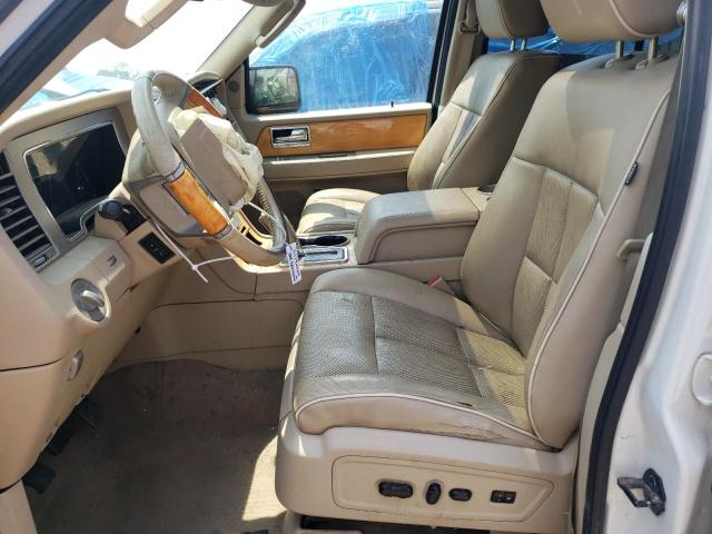 5LMFU28508LJ12942 - 2008 LINCOLN NAVIGATOR WHITE photo 7