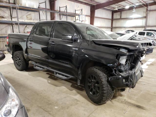 5TFDW5F13HX651221 - 2017 TOYOTA TUNDRA CREWMAX SR5 BLACK photo 4