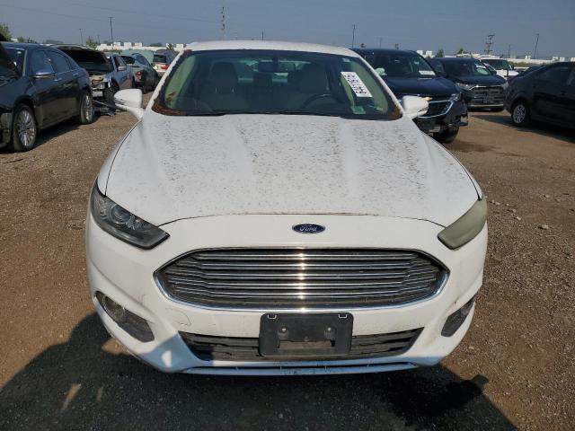 3FA6P0HR0DR304594 - 2013 FORD FUSION SE WHITE photo 5