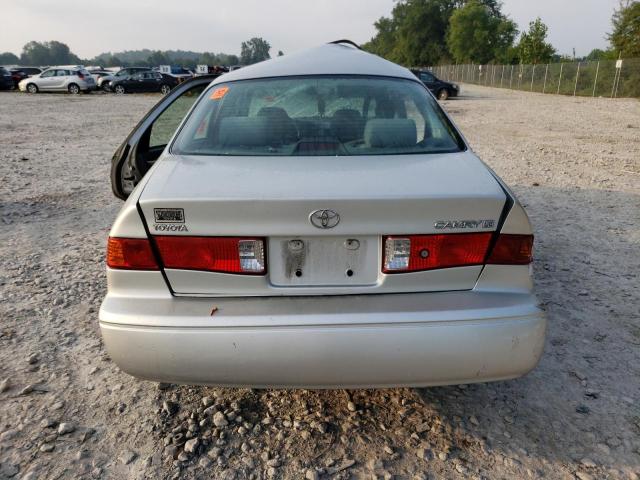 4T1BG22K1YU651815 - 2000 TOYOTA CAMRY CE SILVER photo 6