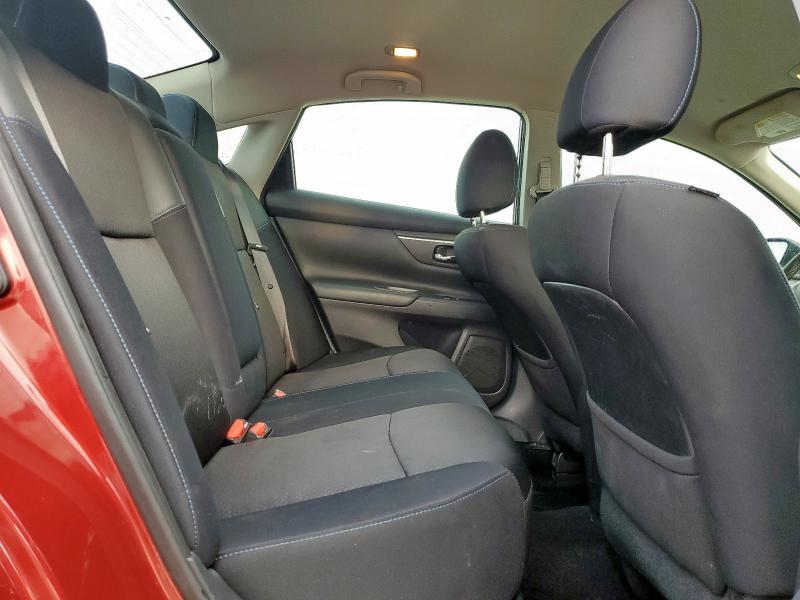 1N4AL3AP8HN311270 - 2017 NISSAN ALTIMA 2.5 RED photo 10