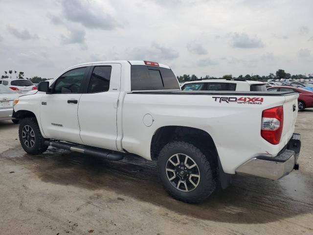 5TFUW5F15GX515851 - 2016 TOYOTA TUNDRA DOUBLE CAB SR WHITE photo 2