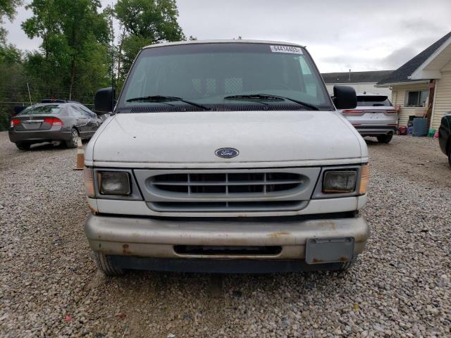 1FTRE14211HB72759 - 2001 FORD ECONOLINE E150 VAN WHITE photo 5